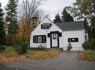 9 Floradan Rd, Putnam Valley, NY 10579