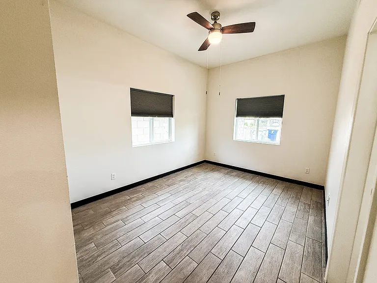 195 N 17th Ave #102 — Photo 13