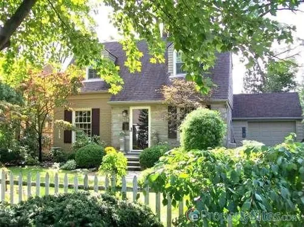 1883 Fairview Ave, Birmingham, MI 48009