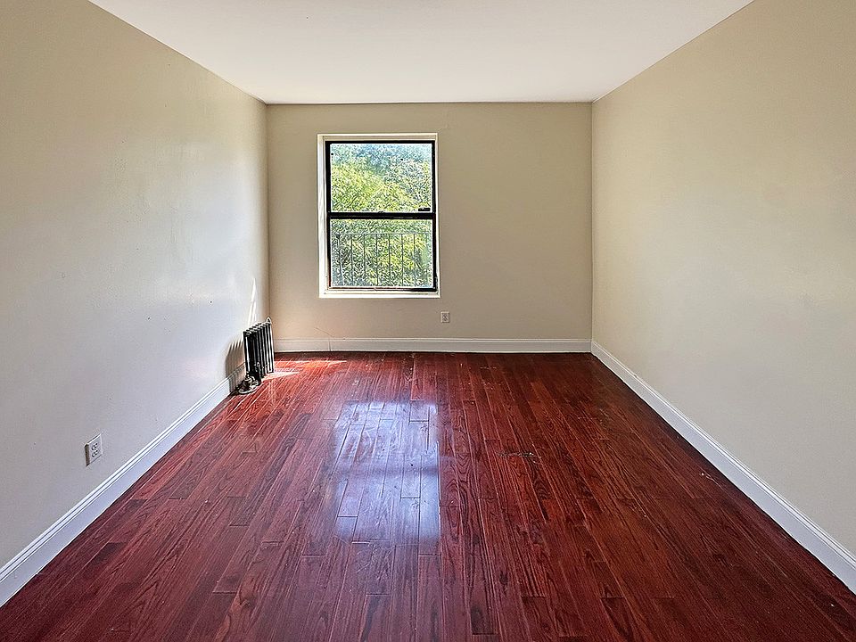 1st image of 1469 5th Ave APT 23