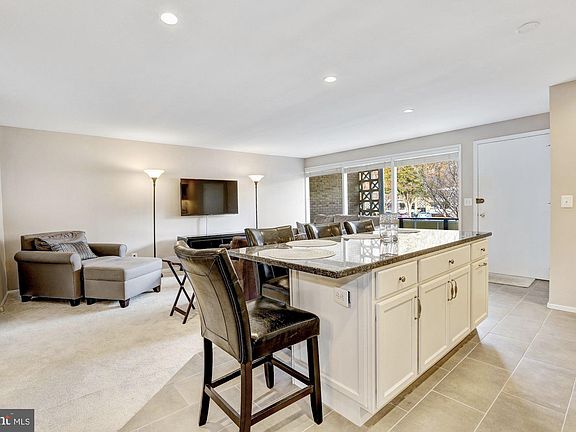 5th image of 7523 Spring Lake Dr #C