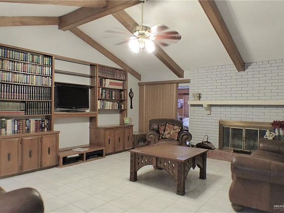 3rd image of 2519 Harvey St