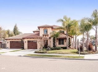 847 Park Place Dr, Exeter, CA 93221