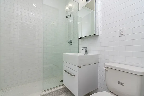 Rented by Dallien Realty Limited Liability Company | media 14