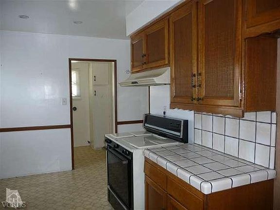 4th image of 6260 Van Noord Ave