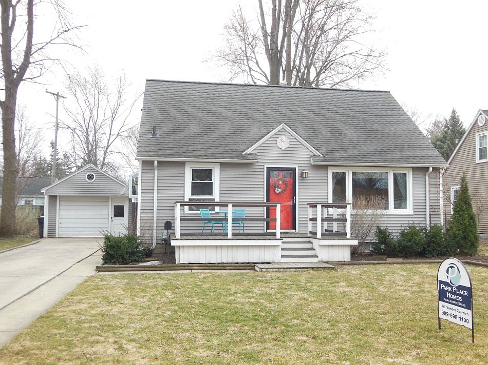 There's no work left for you to do in this beauty on Livingston Court. As charming outside as inside