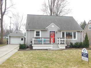 119 W Livingston Ct, Midland, MI 48642