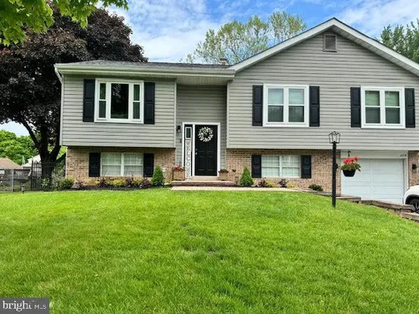 4779 Farming Ridge Blvd, Reading, PA 19606