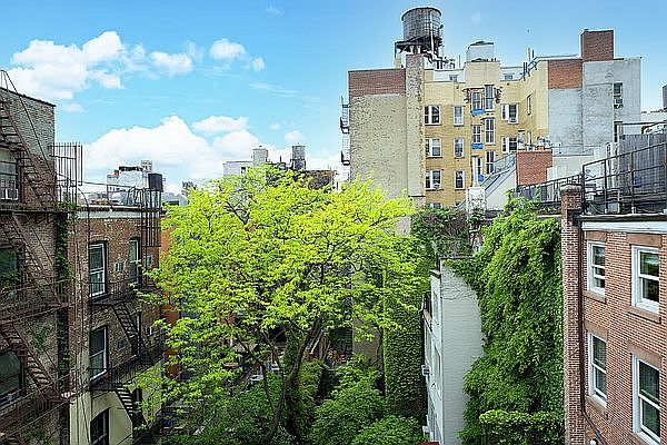 1st image of 12 W 9th St APT 6D