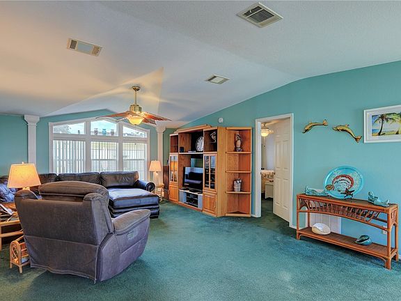 4th image of 823 Tamarind Cir