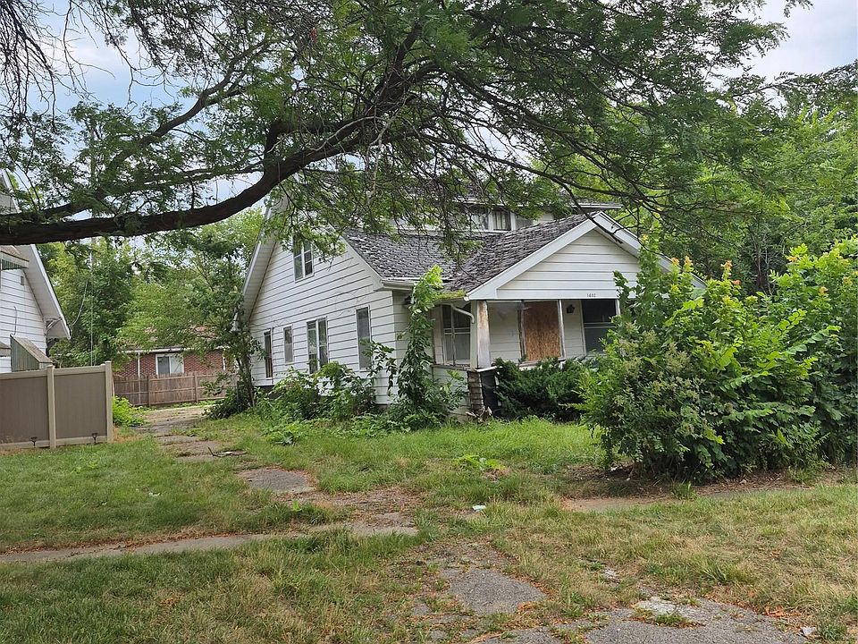 1st image of 1402 Welch Blvd