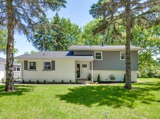 205 Sumac Ct, Schaumburg, IL 60193