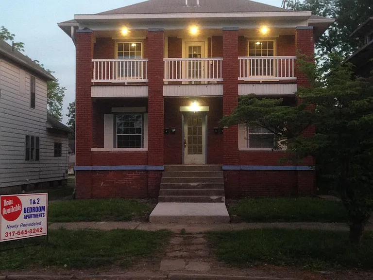 1453 Ohio St — Photo 1