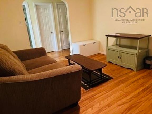 3rd image of 2175 Windsor St #2167