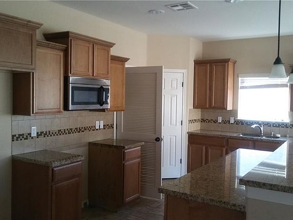 3rd image of 14605 Sunny Land Ave