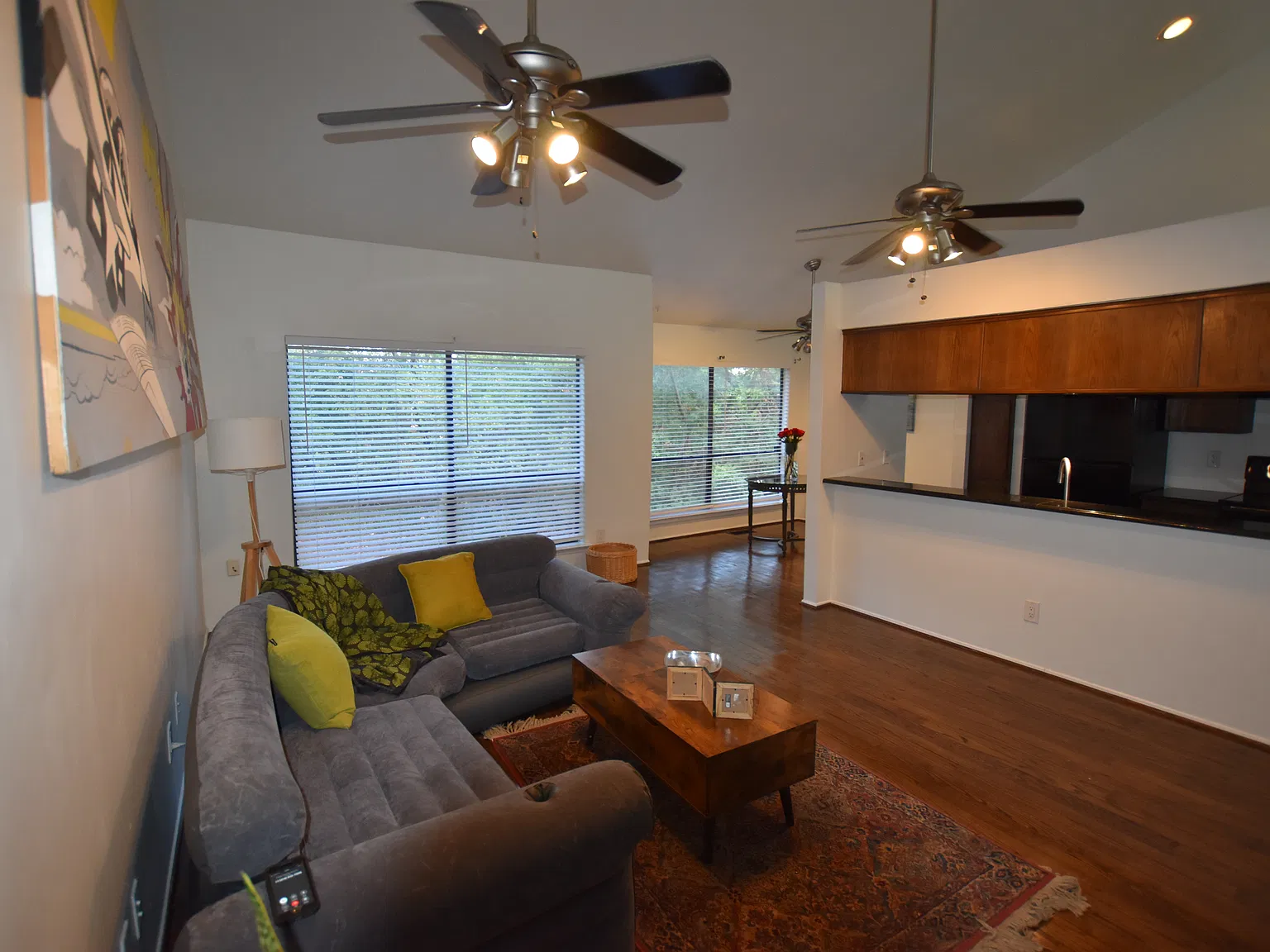 6718 Eastridge Dr — Photo 2