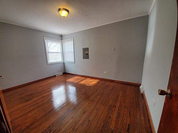 5th image of 12520 S Elizabeth St