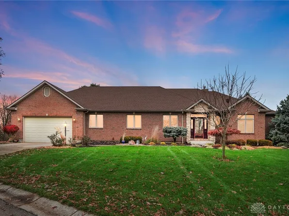 415 Carillion Dr, Springfield, OH 45503