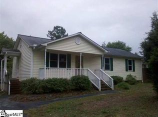 591 Garrett St, Fountain Inn, SC 29644