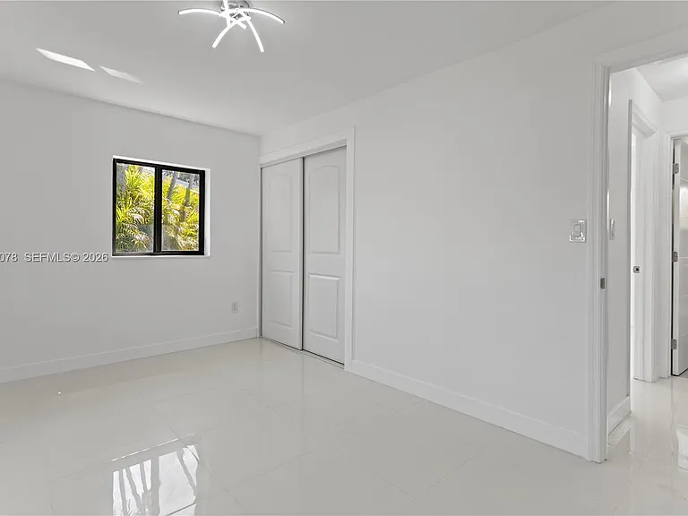 1524 SW 32nd Ct — Photo 21