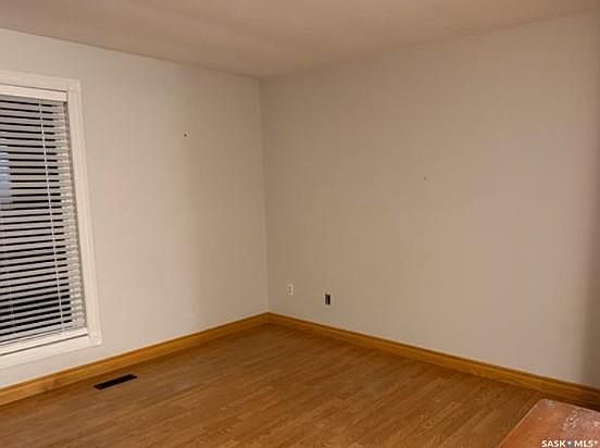 4th image of 905 Gambetta STREET