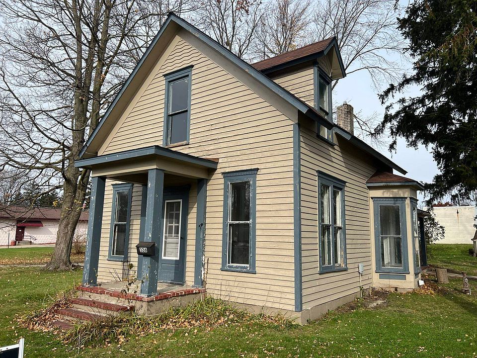 1st image of 326 W Young St
