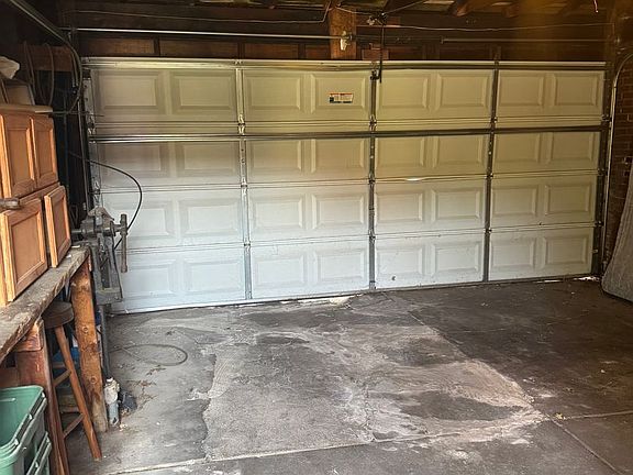 3rd image of 3207 Dakota St
