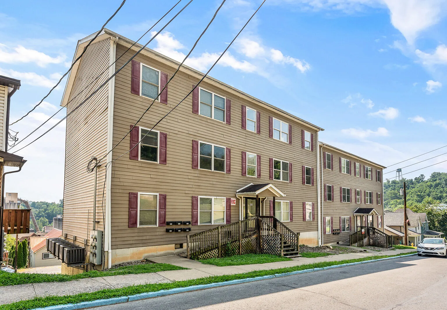 2 bed, 800 sqft, $1,150 — Photo 2