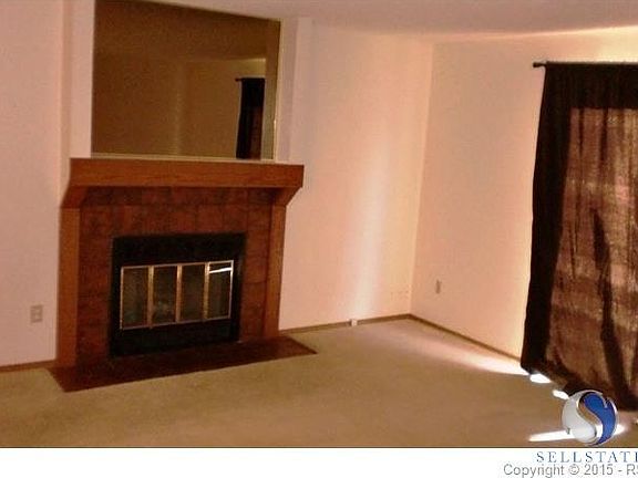 5th image of 6454 Jonathon Ct