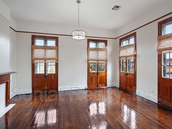 2nd image of 904 Spain St #A