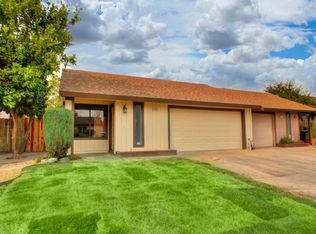 7833 Orchard Woods Cir, Sacramento, CA 95828