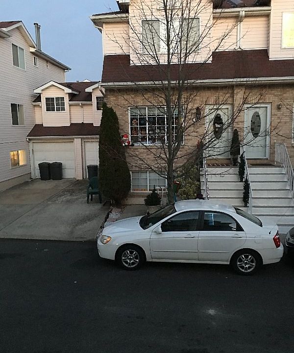 1st image of 52 Meadow Ln
