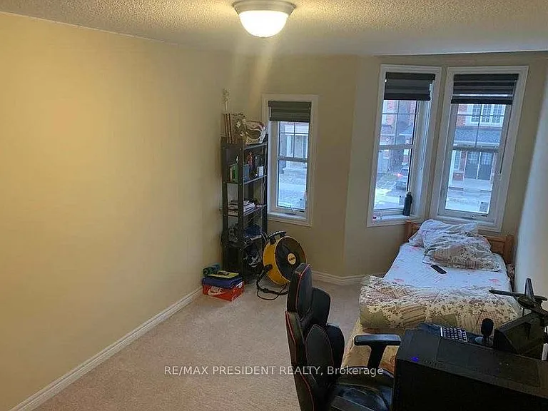 19 Pearman Cres — Photo 16