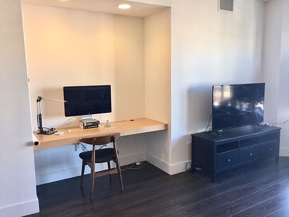 3rd image of 1595 Pacific Ave #C3e83fa42