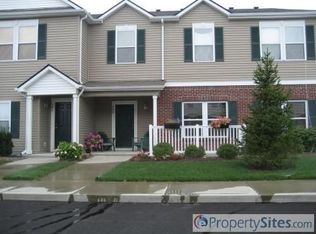 12235 Bubbling Brook Dr UNIT 200, Fishers, IN 46038