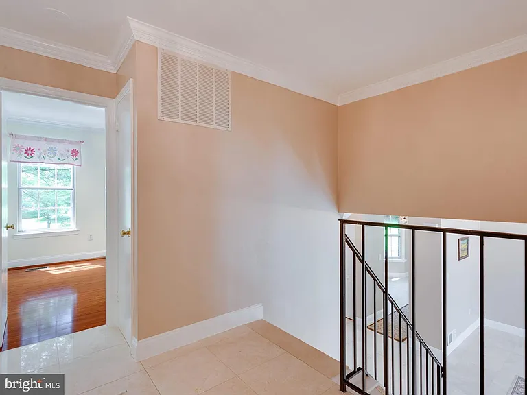 10522 Brevity Dr — Photo 12