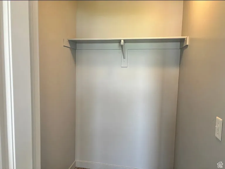 92 E Legacy Pkwy — Photo 14