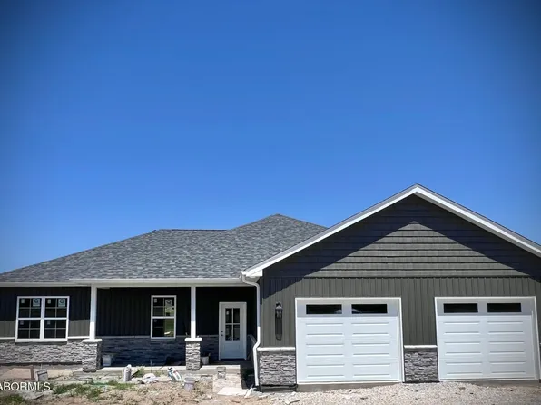 2437 Kirk Dr, Holts Summit, MO 65043
