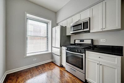 1st image of 1315 W Leland Ave #6