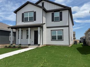 520 McFadin Way S, Taylor, TX 76574