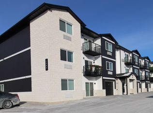 1504 Bies Dr #210, Dubuque, IA 52002