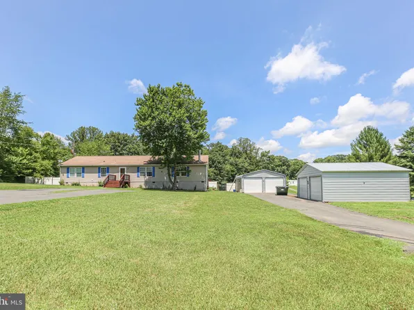 4253 Rolling Hills Dr, Culpeper, VA 22701