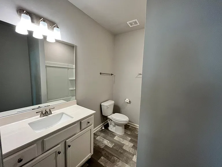 1764 Holman Forest Ct — Photo 22