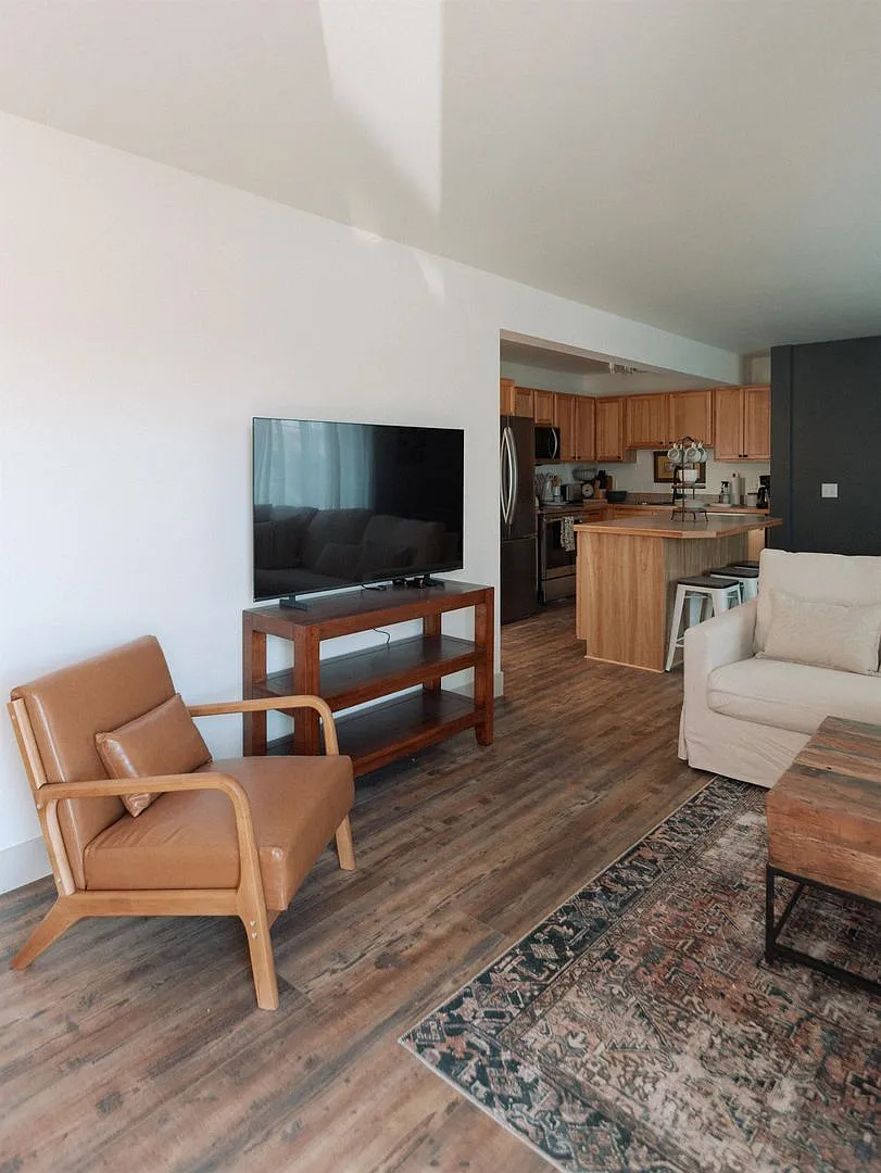 3 Martha Rd. Unit A - Fully Furnished Home Available ONLY October 2026 - May 2027 — Photo 4