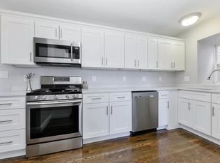 21 Rowell St #3, Boston, MA 02125