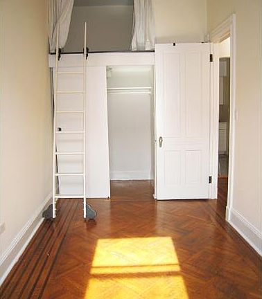 4th image of 19 W 96th St APT 3