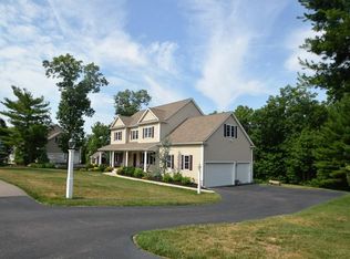 164 Oakhill Ave, Wrentham, MA 02093