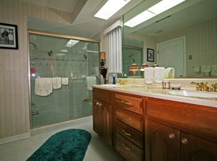 3170 Honeysuckle Rd, Largo, FL 33770