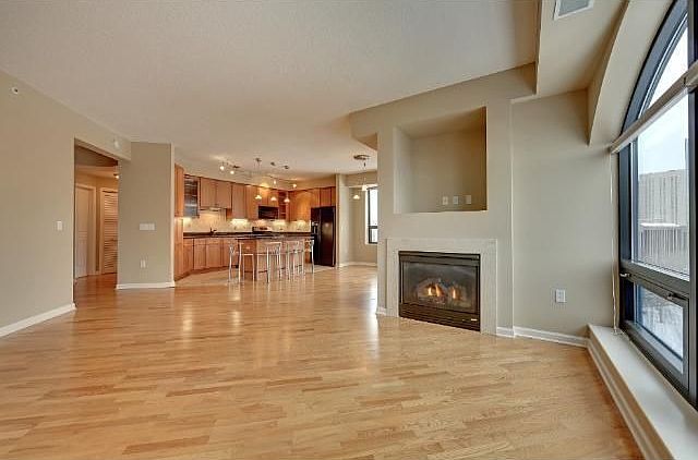 1st image of 500 Grant St E #602