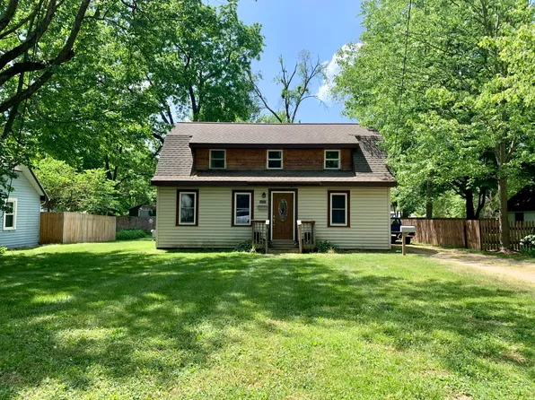 3610 Hoover St, Kalamazoo, MI 49008